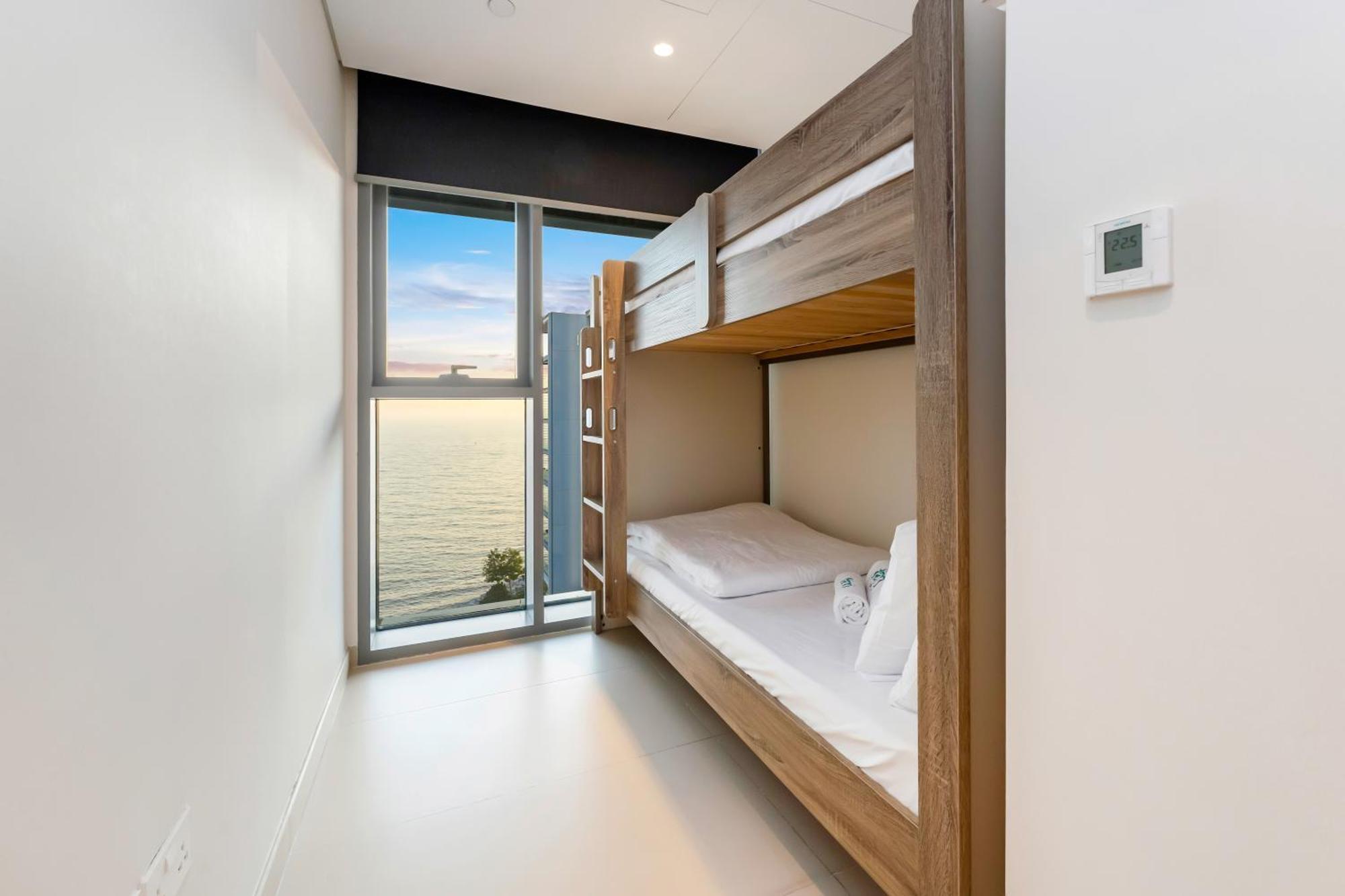 Fam Living Bluewaters - Island Living - Ain Dubai & Sea View Apartment Room photo
